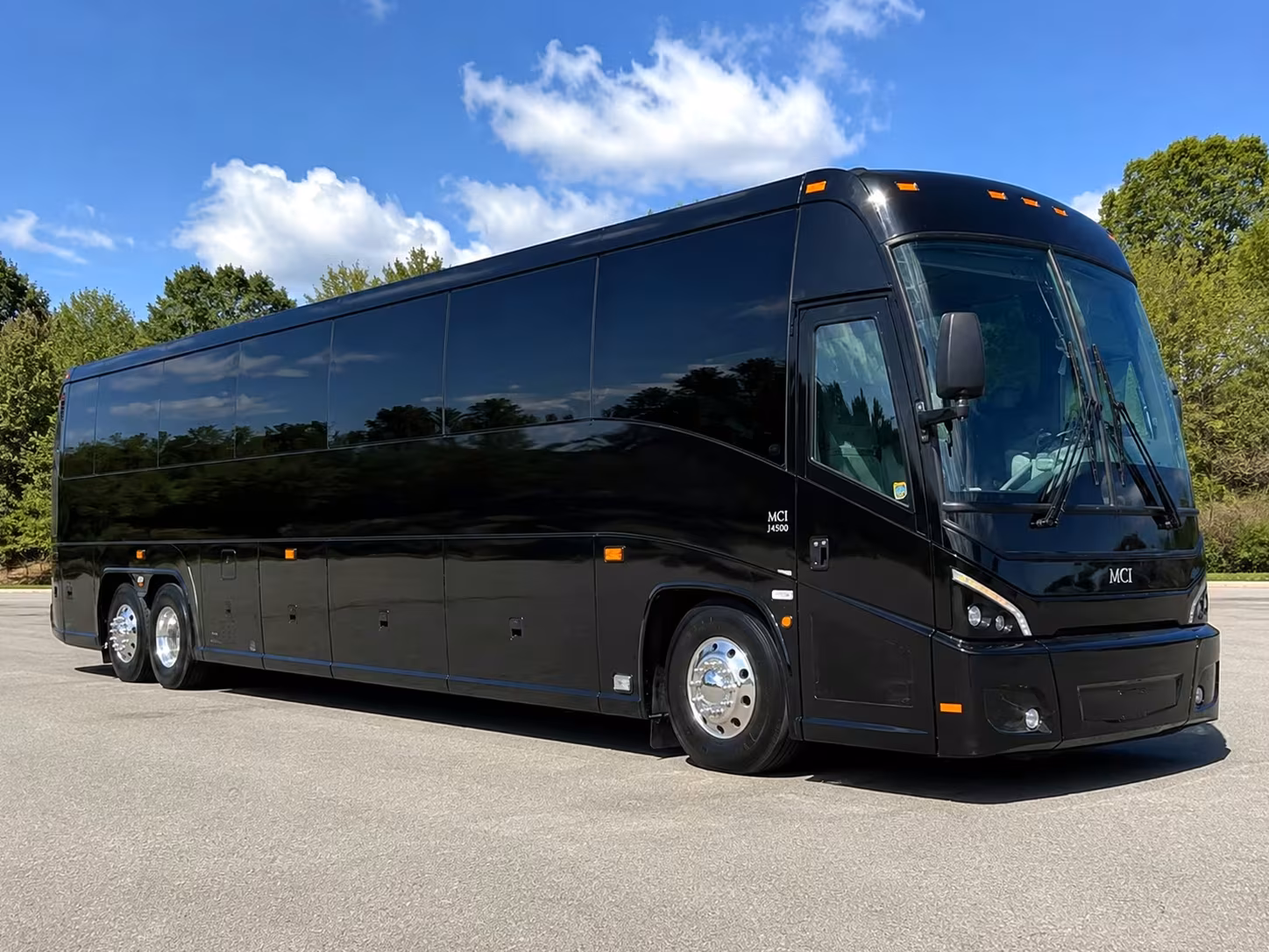 minibus rentals for upland groups visiting planes of fame