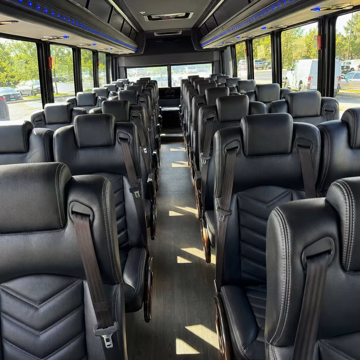 upland 25 passenger minibus rental