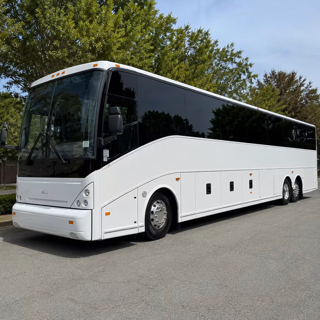 upland group airport transportation for teams and families