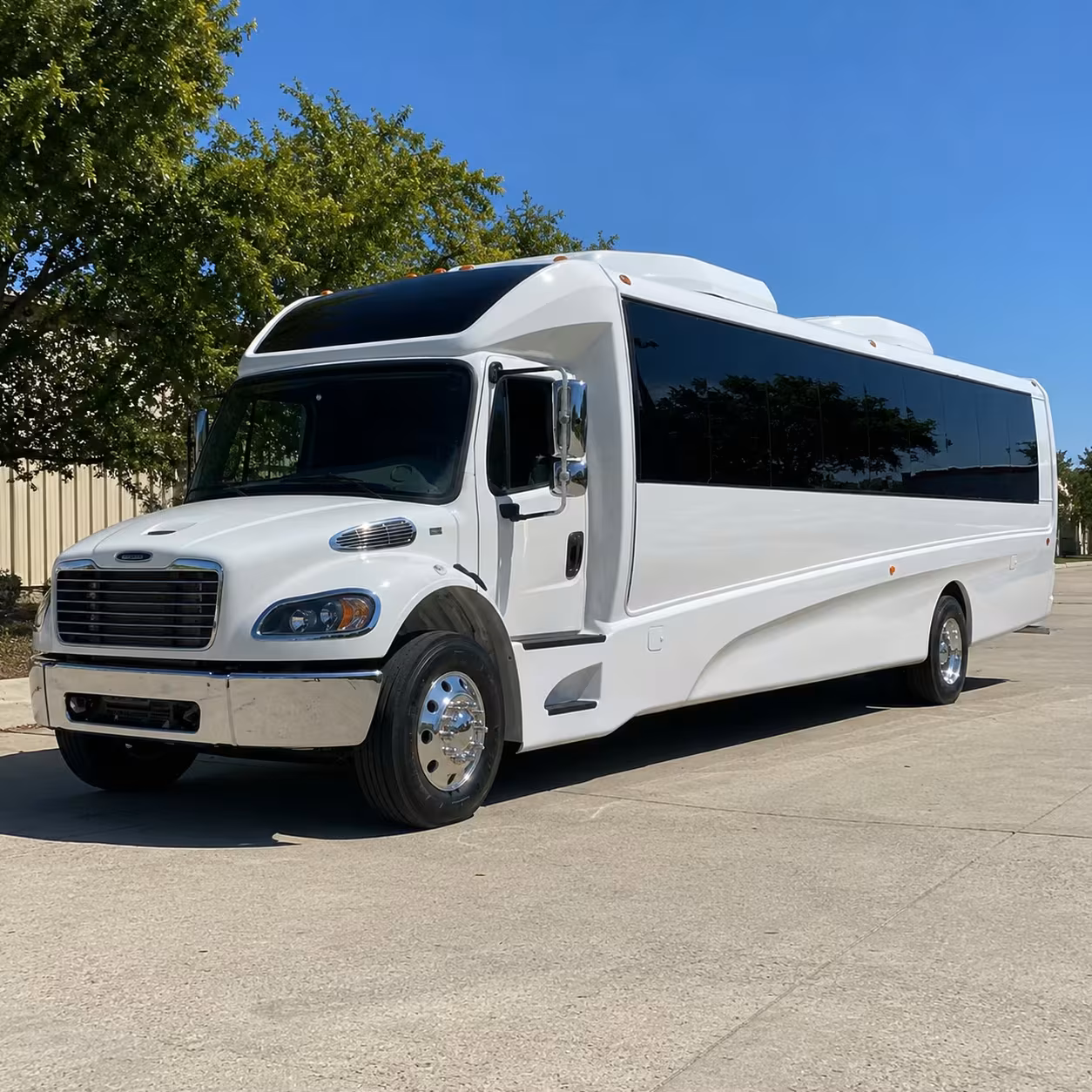upland minibus rentals to san bernardino international airport